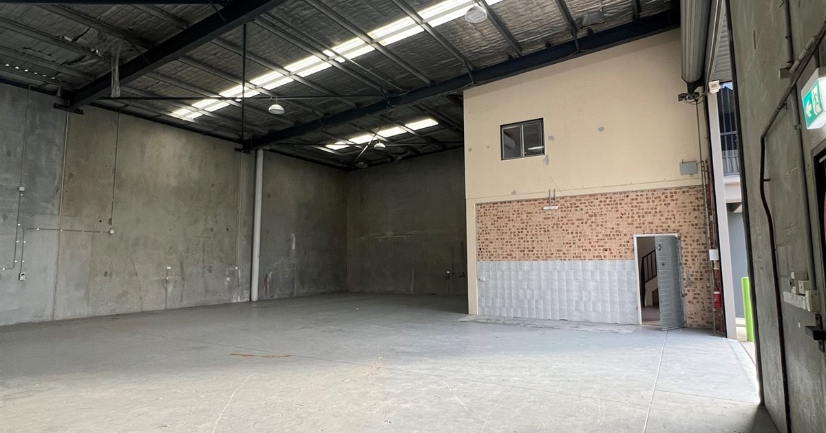 Unit 2/26-28 Whyalla Place, LIVERPOOL NSW 2170