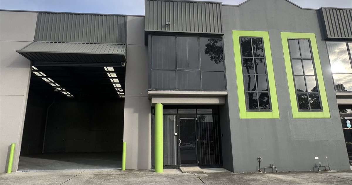 Unit 2/26-28 Whyalla Place, LIVERPOOL NSW 2170