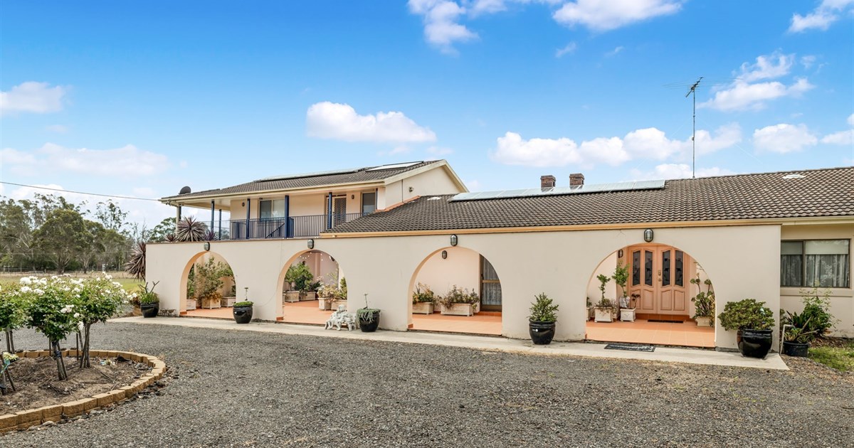 8 May Avenue, ROSSMORE NSW 2557