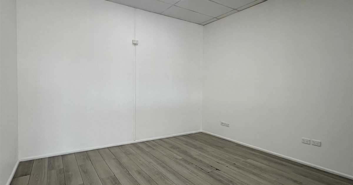 6B/389-393 Hume Highway , LIVERPOOL NSW 2170
