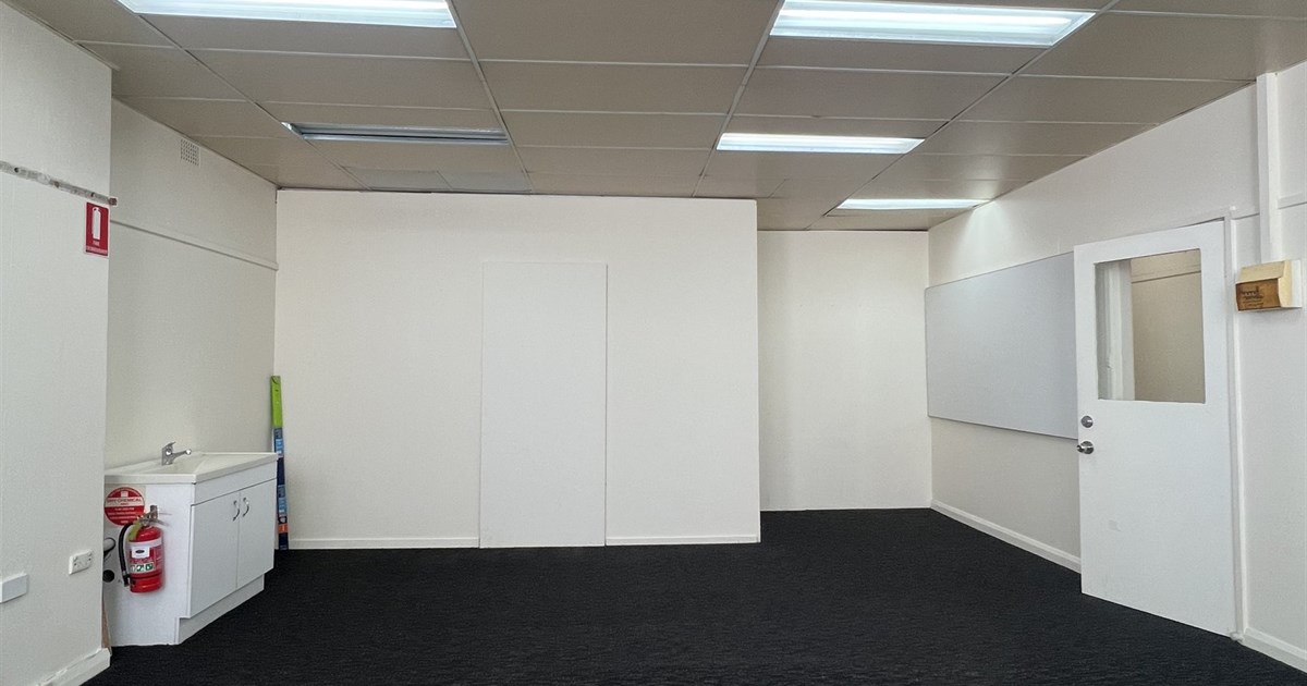 Level 1, Suite 8/247 Macquarie Street, LIVERPOOL NSW 2170